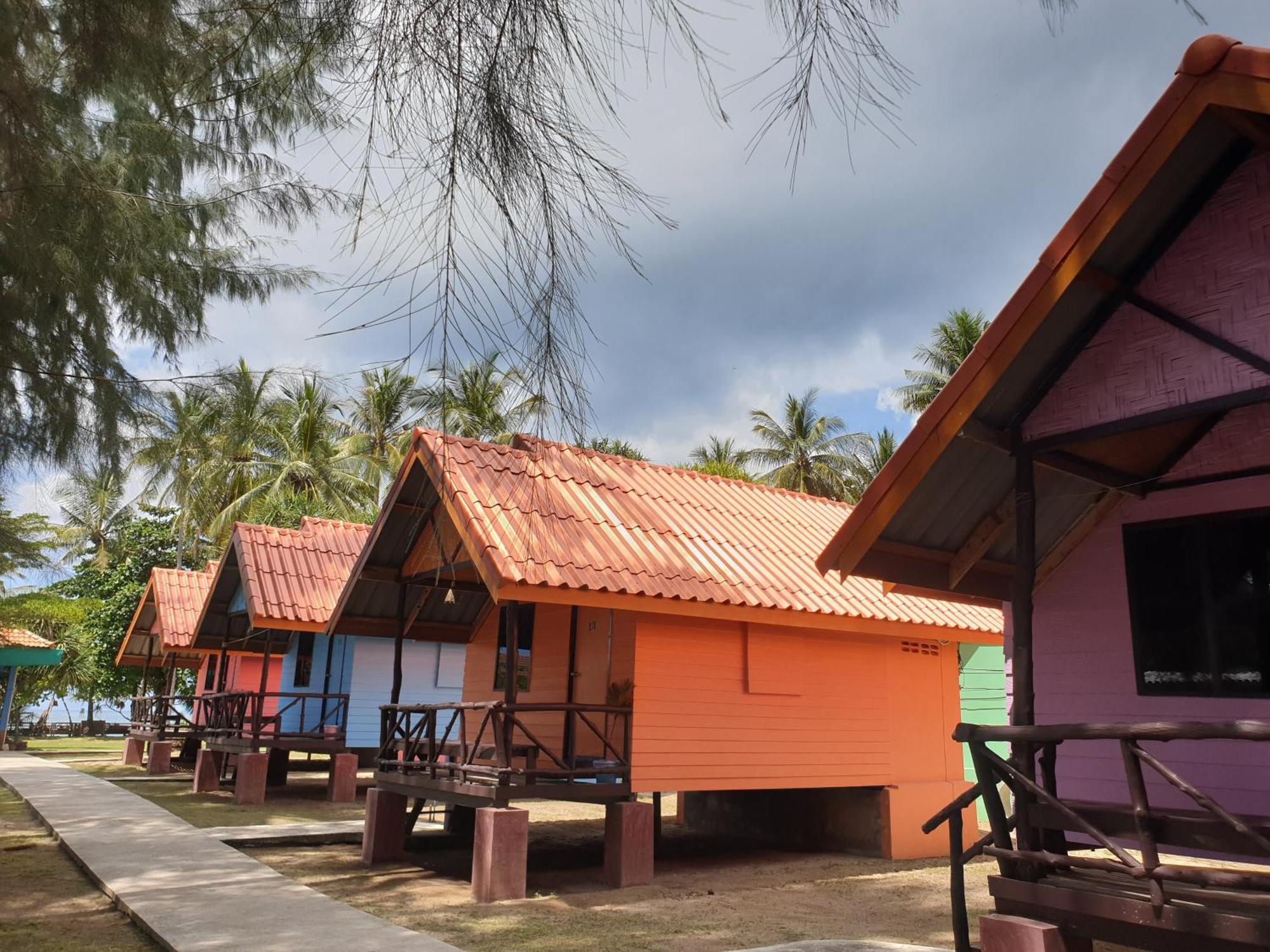 Lanta Family Resort Ko Lanta Exteriör bild