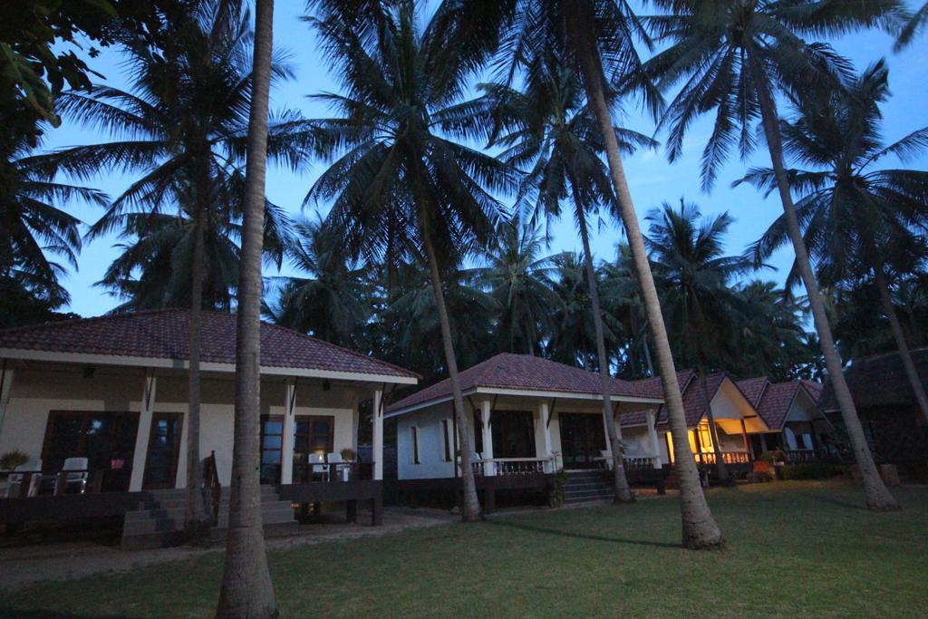 Lanta Family Resort Ko Lanta Exteriör bild