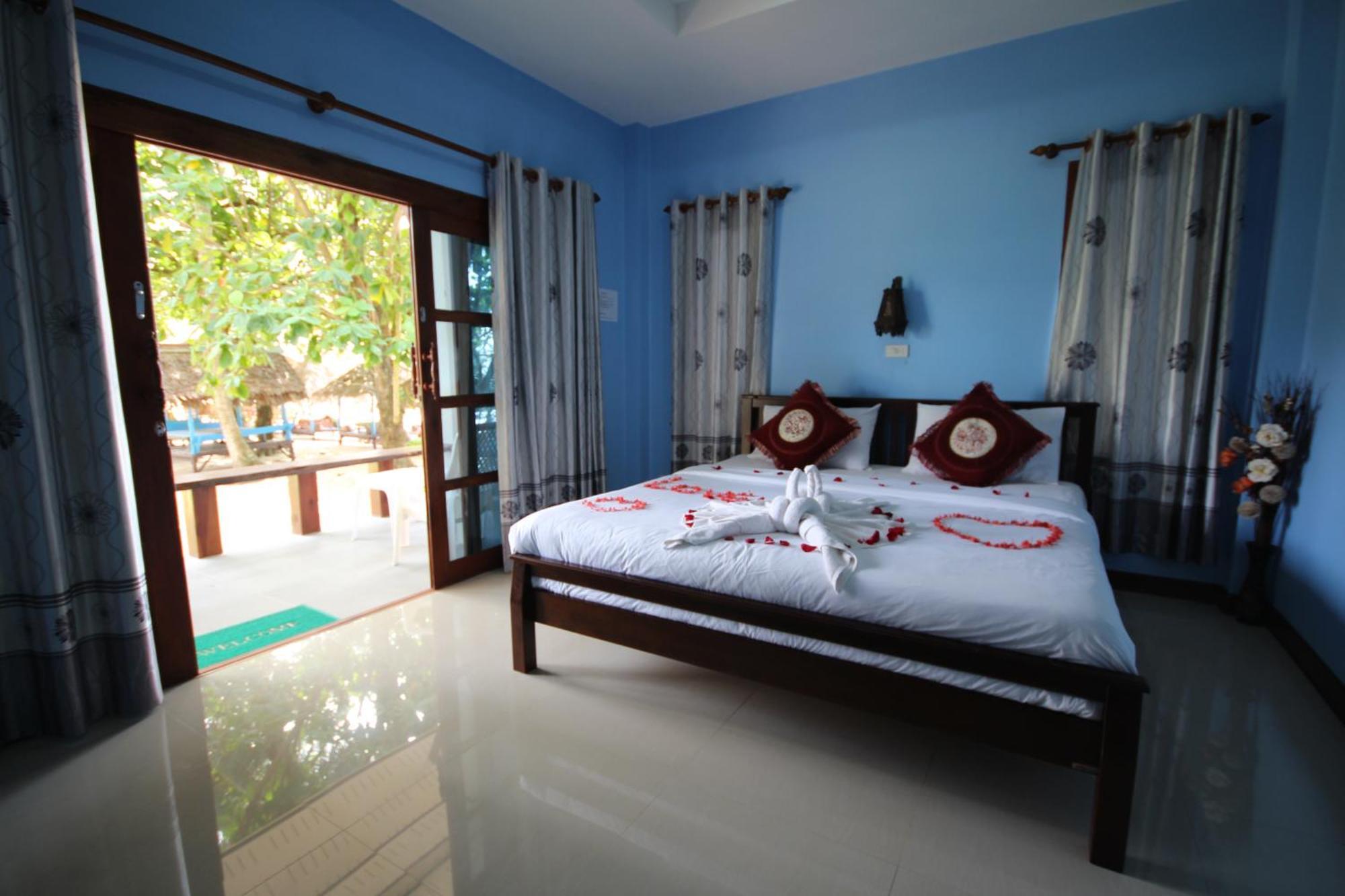 Lanta Family Resort Ko Lanta Exteriör bild