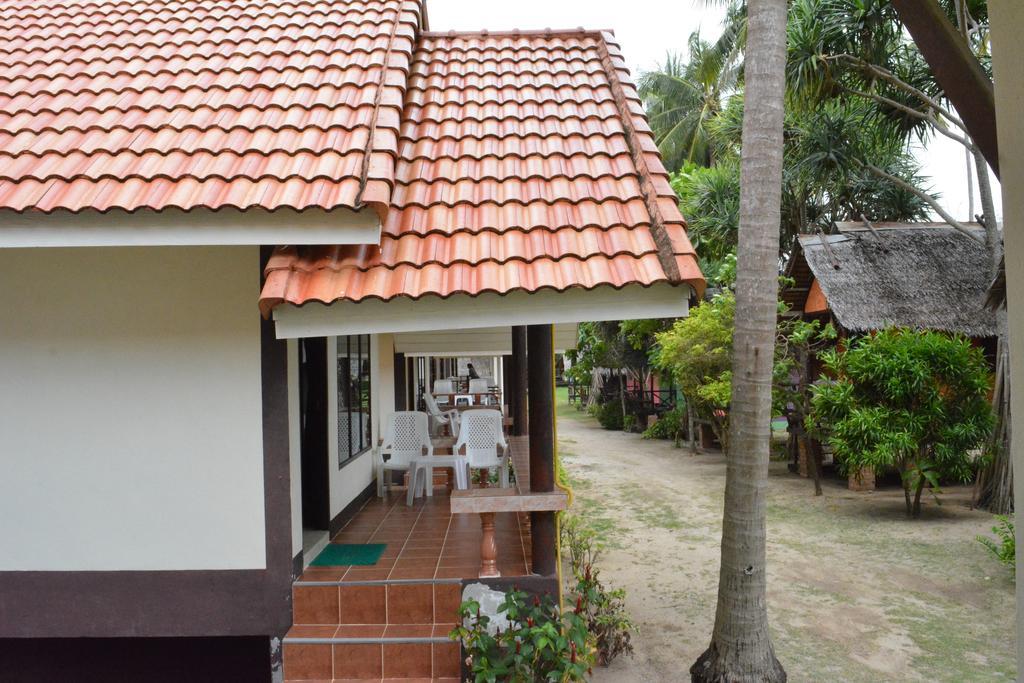 Lanta Family Resort Ko Lanta Exteriör bild