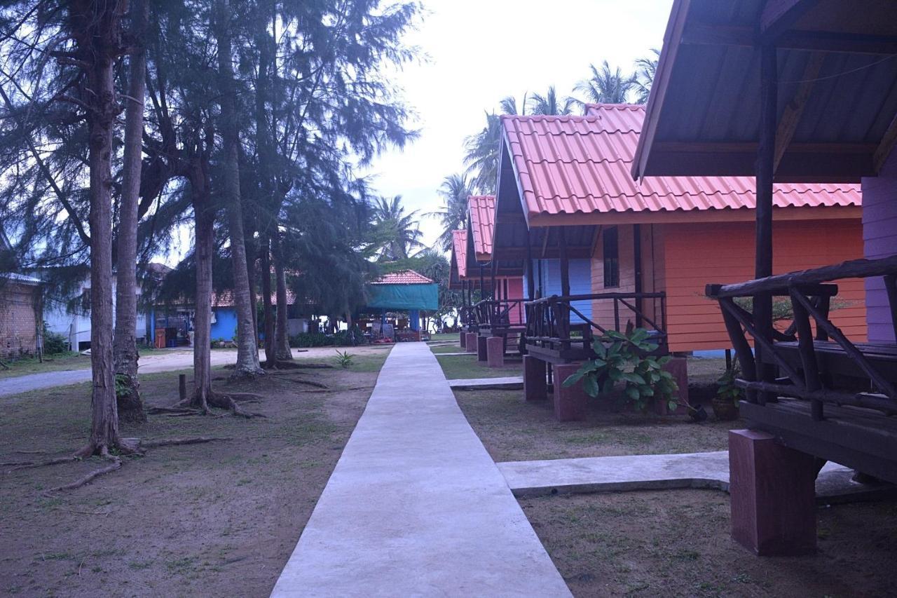 Lanta Family Resort Ko Lanta Exteriör bild