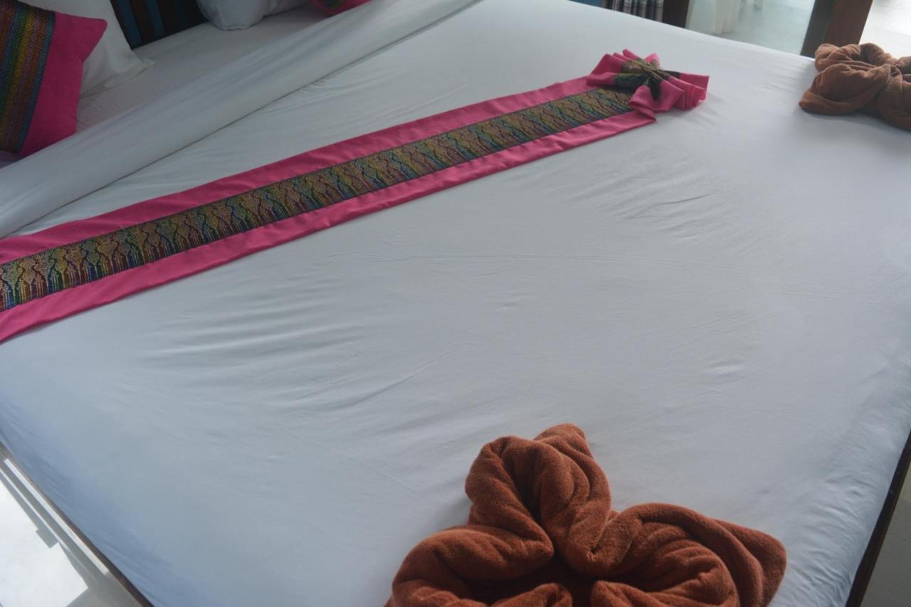 Lanta Family Resort Ko Lanta Exteriör bild