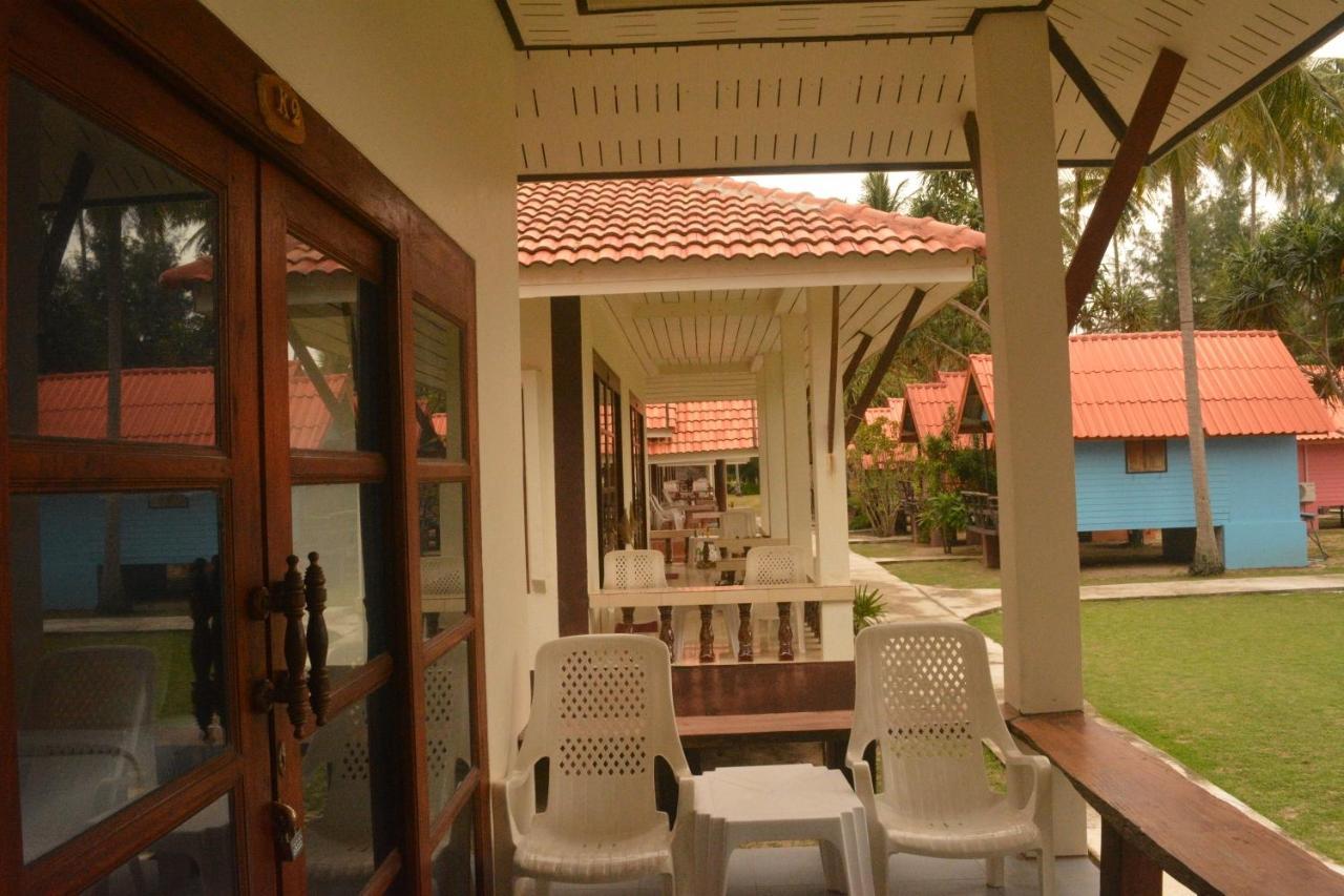 Lanta Family Resort Ko Lanta Exteriör bild