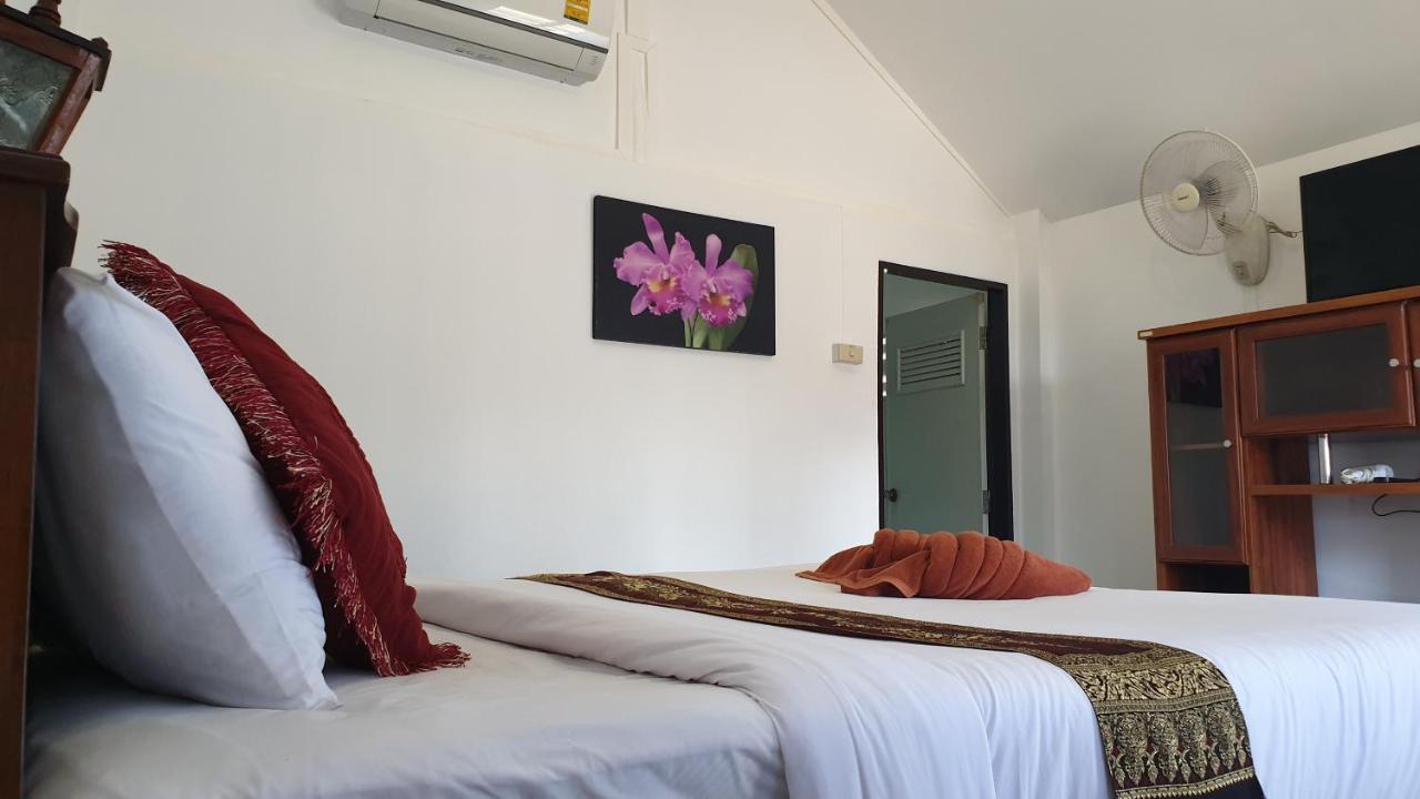 Lanta Family Resort Ko Lanta Exteriör bild